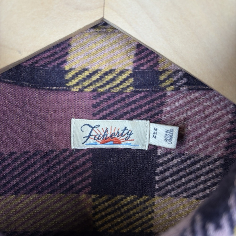 Faherty Legend Sweater Shirt Womens Medium Plum Plaid Soft Flannel Cozy Pockets - Picture 3 of 8